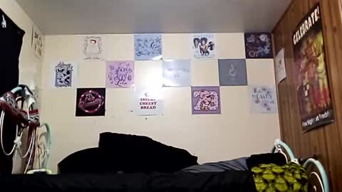 iyzyoatnzmlz online show from March 23, 10:16 pm