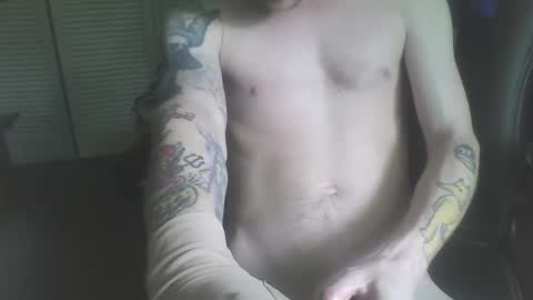 Snapshot of j3rkz chatting on January 10, 1:53 am J3RKZ online show from January 10, 1:53 am
