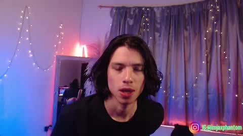 Hey im Jaxxxon check my info     online show from October 16, 9:39 am