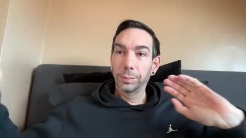 j_dc online show from September 12, 9:42 am