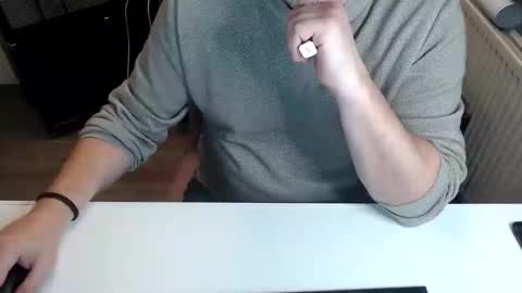 Jack independent model  online show from February 16, 6:06 pm