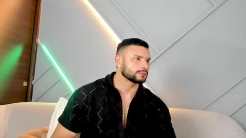 Jackson Wayne online show from February 18, 10:36 pm