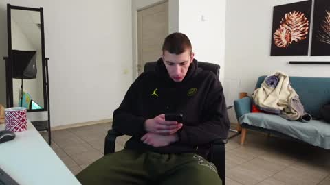 JACOB DEVON online show from April 9, 6:19 am