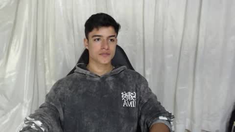 Jacobbakerr online show from November 24, 5:41 am