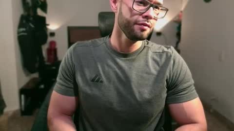 Jacob online show from December 20, 11:45 pm