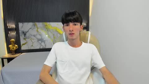 Snapshot of jake_evanss_ chatting on September 26, 8:17 pm JAKE online show from September 26, 8:17 pm