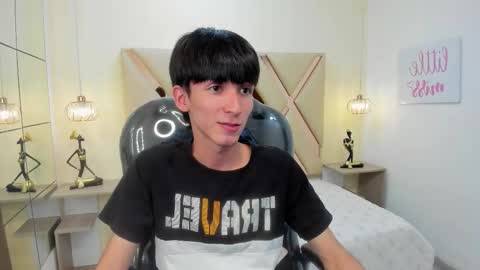 Snapshot of jake_evanss_ chatting on October 6, 3:55 am JAKE online show from October 6, 3:55 am