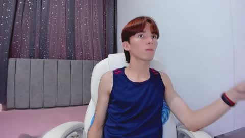 Snapshot of jake_evanss_ chatting on February 10, 3:42 pm JAKE online show from February 10, 3:42 pm