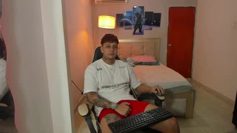 Jake Pons online show from December 14, 8:23 am