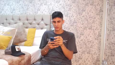 jakemoxleey online show from February 15, 8:12 pm