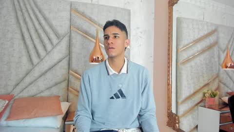 jakemoxleey online show from February 6, 1:21 pm