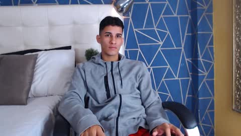 jakemoxleey online show from March 7, 12:34 pm