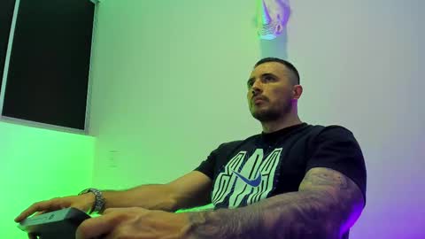 jakestone_1 online show from March 23, 8:26 pm