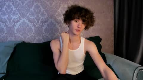 james_colleman online show from November 12, 8:03 pm