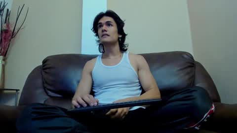 james_morrisonm online show from November 11, 9:31 pm