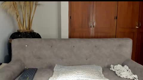 Jamesinked  online show from December 19, 2:08 am