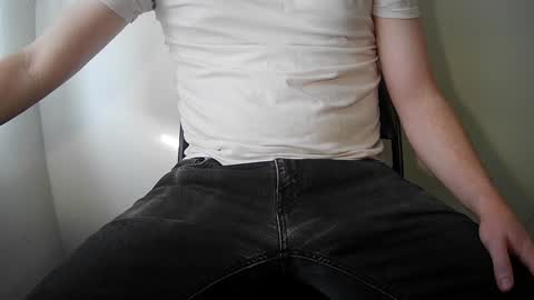 James And The Giant Cock online show from January 25, 9:04 pm