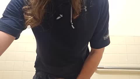 jamesloco9 online show from January 15, 5:37 pm