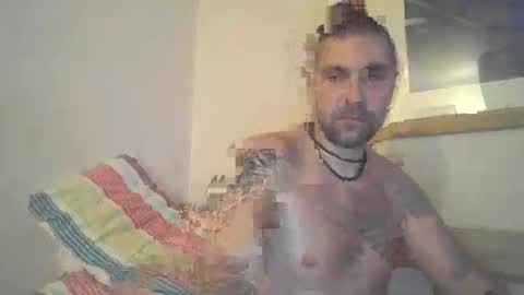 Snapshot of jamindoughnut chatting on November 1, 12:58 am CreamwithJam online show from November 1, 12:58 am