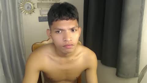 Snapshot of janlloyd04 chatting on October 22, 9:57 am janlloyd04 online show from October 22, 9:57 am