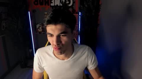 Jaremy online show from September 27, 4:38 pm