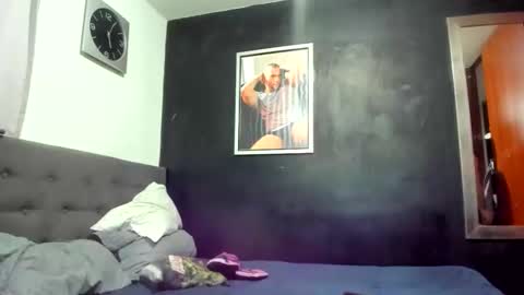    online show from December 2, 3:09 am