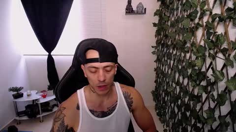 JKing  online show from February 17, 3:22 pm