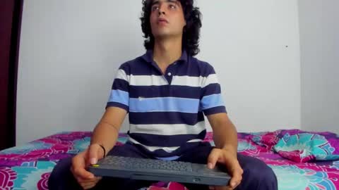 jave_rave online show from November 15, 8:33 pm