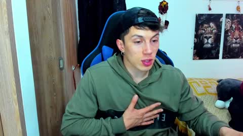 Javier online show from January 13, 8:37 pm