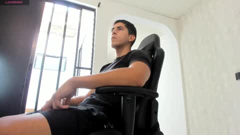 jaxon_steel01 online show from March 1, 8:53 pm