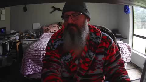 Grand Zaddy or Jay its casual online show from December 6, 6:17 pm