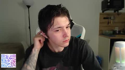 Jayce online show from December 21, 5:43 pm