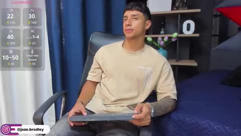 jaze_bradley online show from October 31, 11:46 am