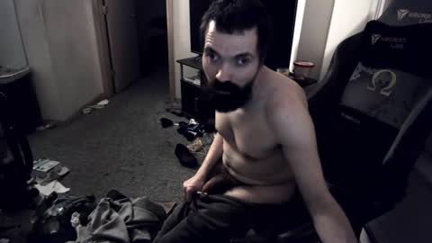Snapshot of jburns87 chatting on January 9, 8:03 am jburns87 online show from January 9, 8:03 am