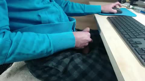 jc200000 online show from March 12, 6:37 pm