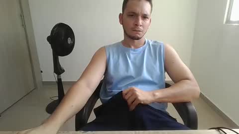 Snapshot of jdlh05 chatting on September 22, 2:16 pm jdlh05 online show from September 22, 2:16 pm