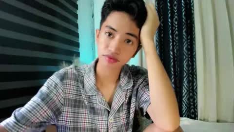 JELicious online show from May 7, 8:03 am