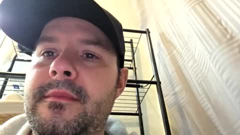 Lous online show from February 6, 1:02 am