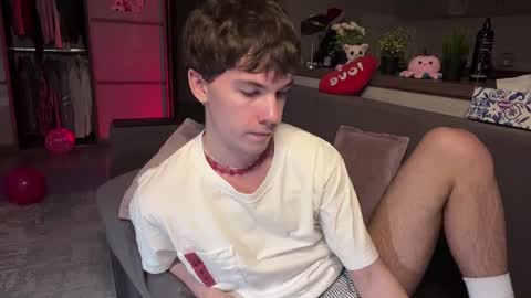 jeremy1scott online show from December 2, 10:02 pm