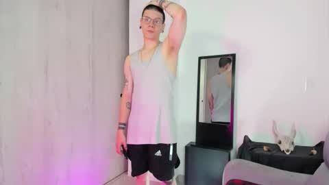 Angelo online show from January 6, 10:03 pm