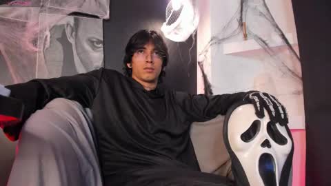 Snapshot of jett_savage chatting on October 21, 2:20 pm jett_savage online show from October 21, 2:20 pm
