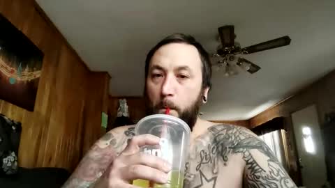 jettadude5 online show from December 19, 7:00 pm