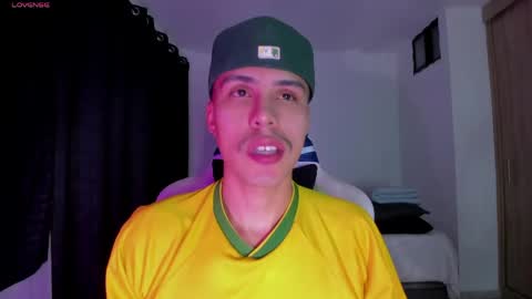 Jeyden Camilo online show from May 2, 2:14 am