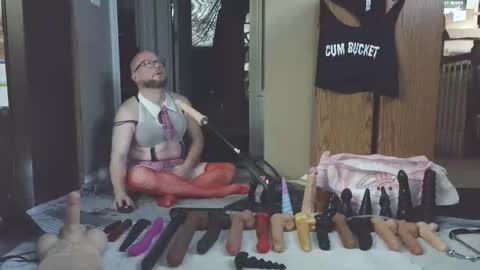 Nasty Cumslut online show from December 16, 6:15 pm