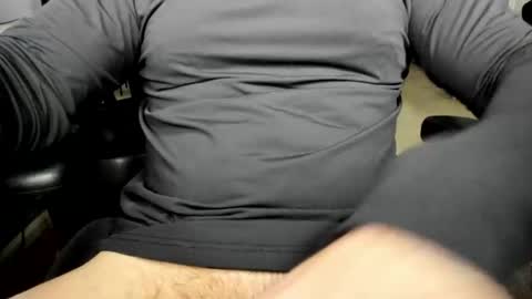 jhernandez13 online show from January 8, 9:09 pm