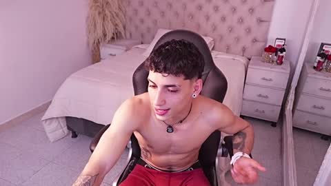 jhoanleandro online show from April 4, 5:37 am