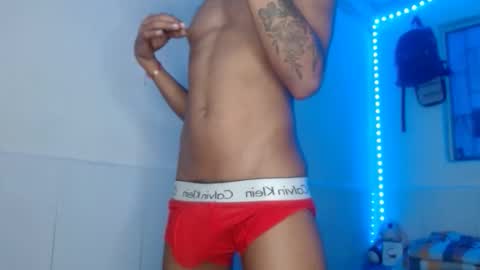 Snapshot of jhon_hot09 chatting on October 25, 6:09 pm jhon_hot09 online show from October 25, 6:09 pm