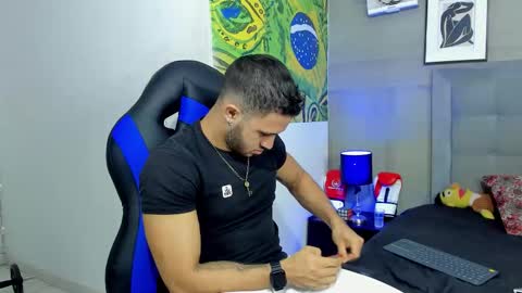 jhonny online show from November 29, 4:36 am