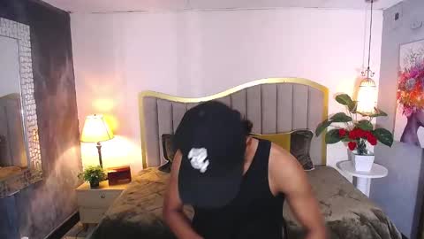 jhos online show from December 1, 1:47 pm