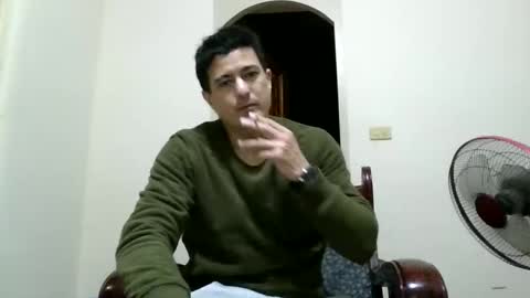 jhwozy online show from December 15, 10:50 am